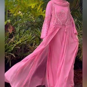 Elegant Pink Embroidered Dress with Veil